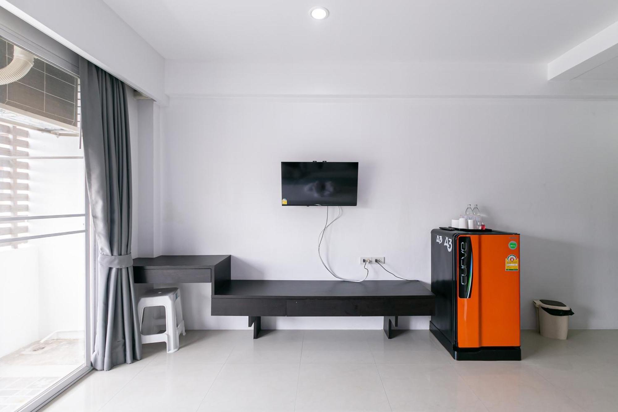 Ruan Plaisoi Apartment Bangkok Exteriör bild