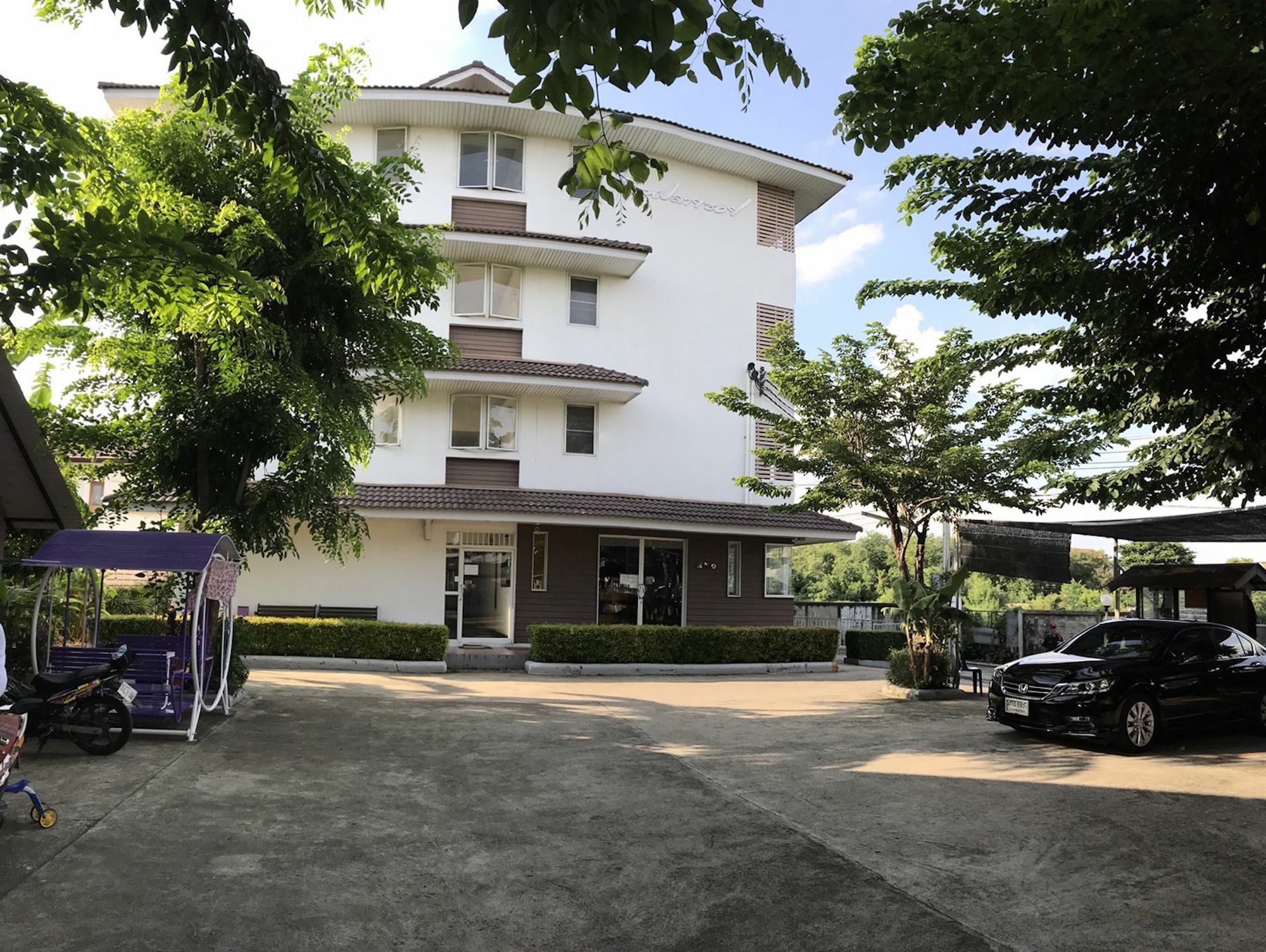 Ruan Plaisoi Apartment Bangkok Exteriör bild